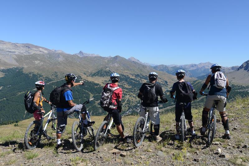 Les Villages Club Du Soleil - Vars Вар Экстерьер фото
